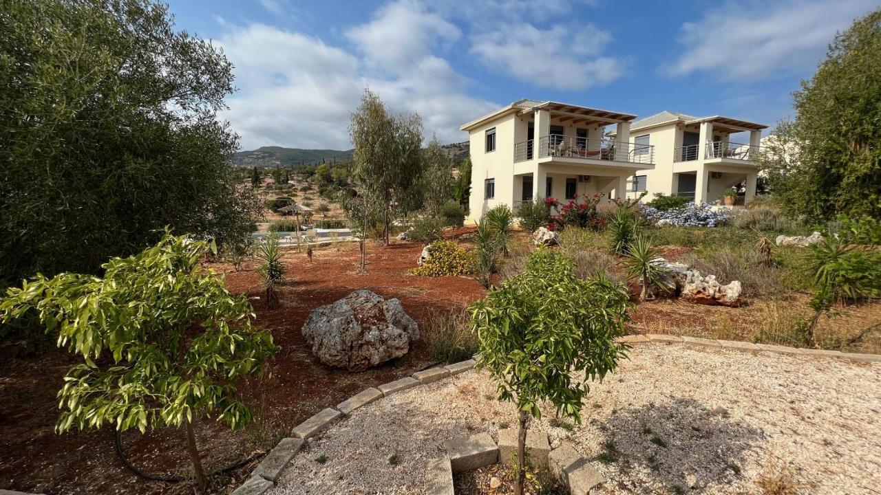 Luxurious Villa At A Unique Spot Agios Nikolaos  Exterior foto