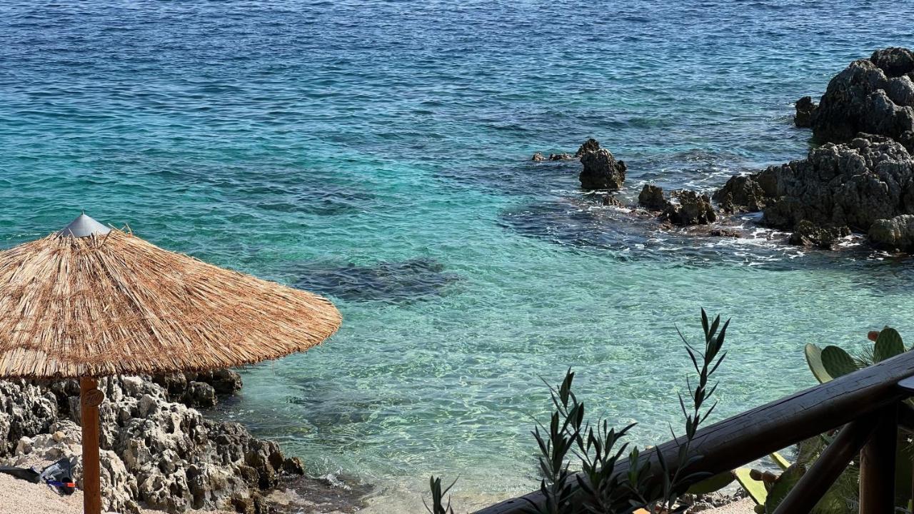 Luxurious Villa At A Unique Spot Agios Nikolaos  Exterior foto