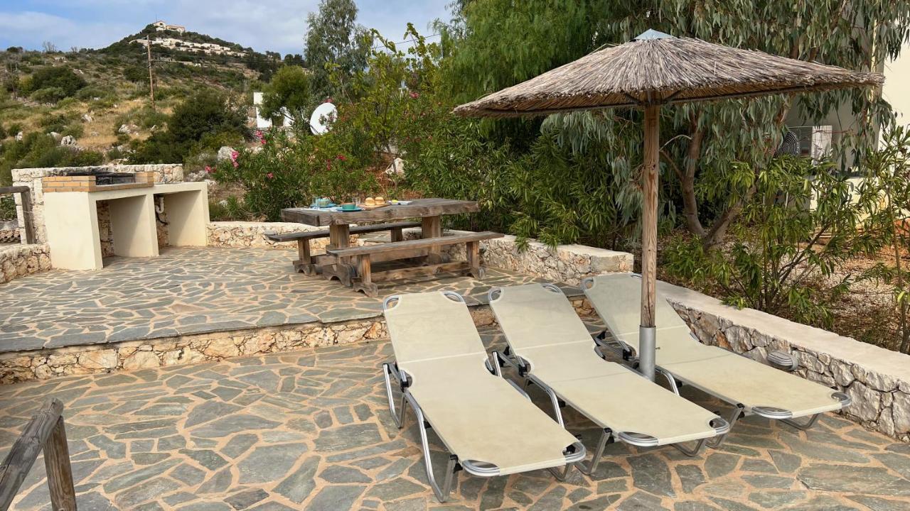Luxurious Villa At A Unique Spot Agios Nikolaos  Exterior foto