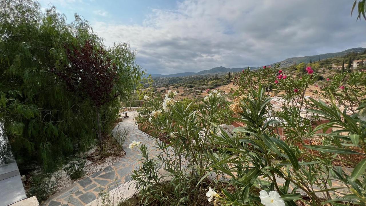 Luxurious Villa At A Unique Spot Agios Nikolaos  Exterior foto